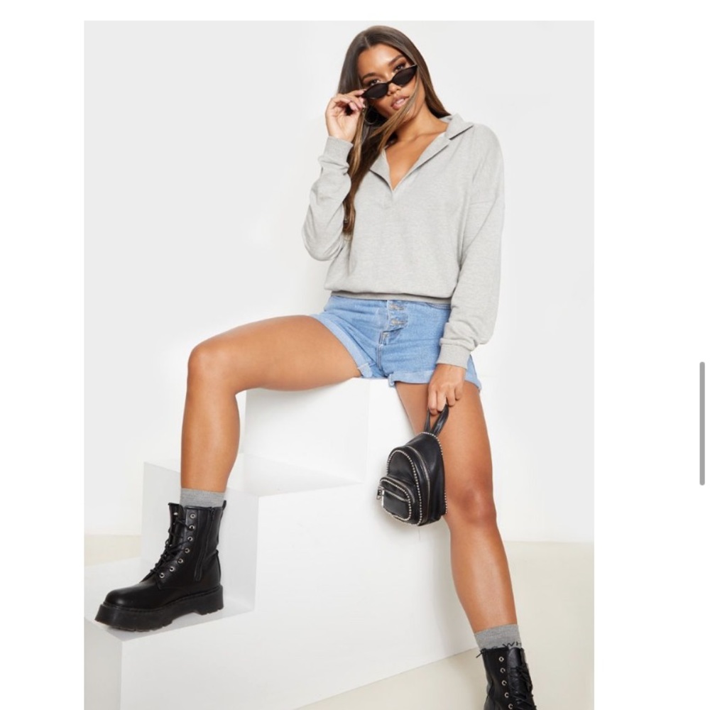 Grey collar sweater